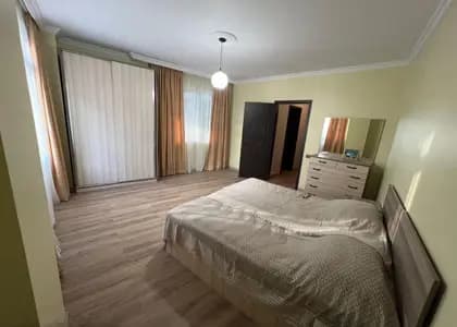 Квартира 2+1 в Батуми · Центр · 105 м²