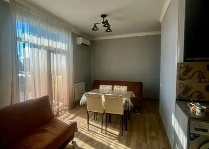 Квартира 1+1 в Батуми · Центр · 45 м²