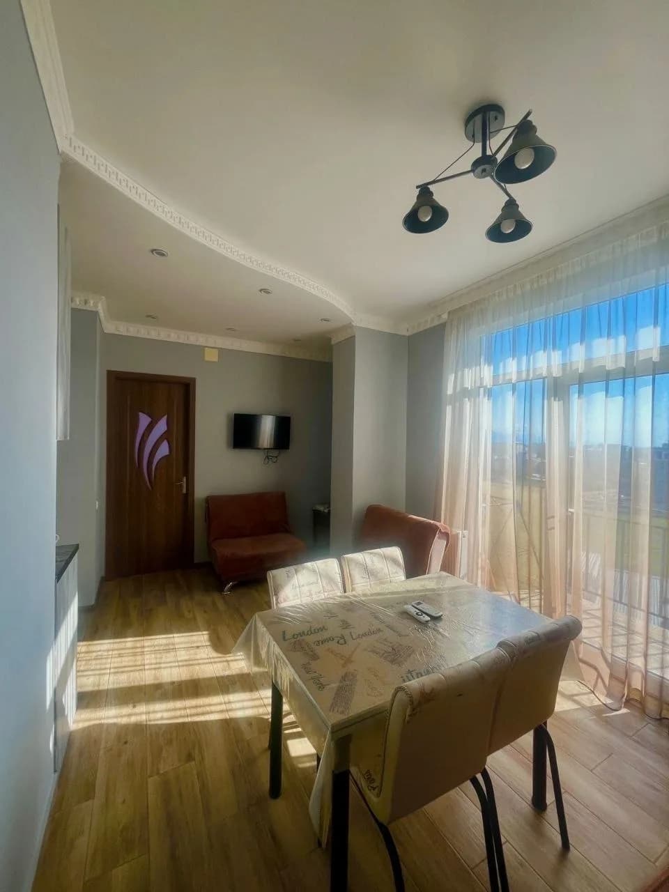 Квартира 1+1 в Батуми · Центр · 45 м² — Фото 4