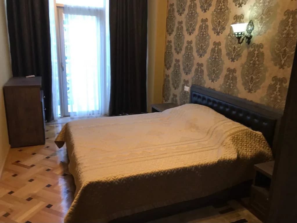 Квартира 2+1 в Батуми · Центр · 100 м² — Фото 3