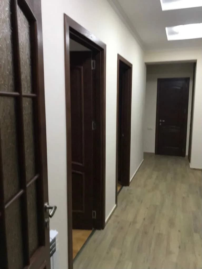 Квартира 2+1 в Батуми · Центр · 100 м² — Фото 6