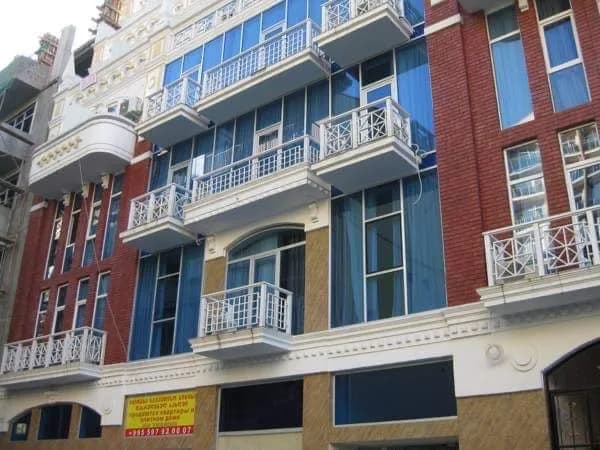 Квартира 2+1 в Батуми · Центр · 100 м² — Фото 7