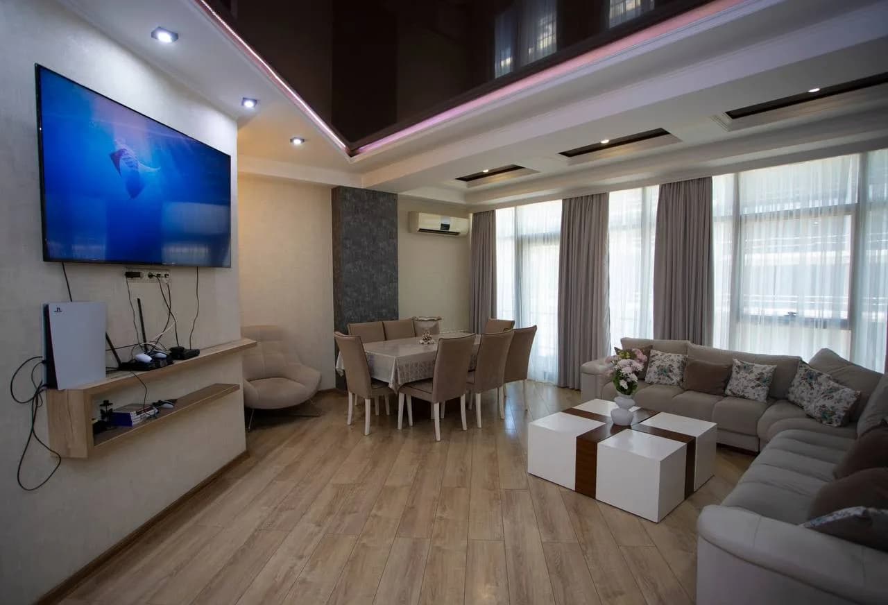 Квартира 3+1 в Батуми · Центр · 125 м² — Фото 3