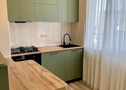 Квартира 2+1 в Батуми · Центр · 60 м²