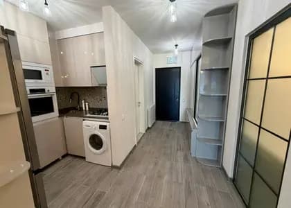 Квартира 2+1 в Батуми · Центр · 65 м²