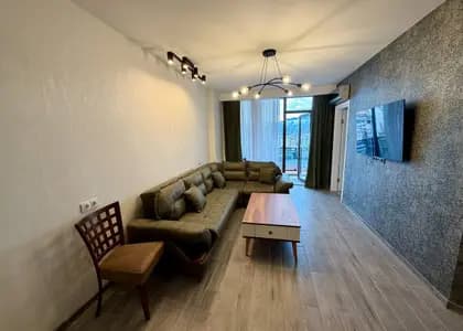 Квартира 2+1 в Батуми · Центр · 65 м²