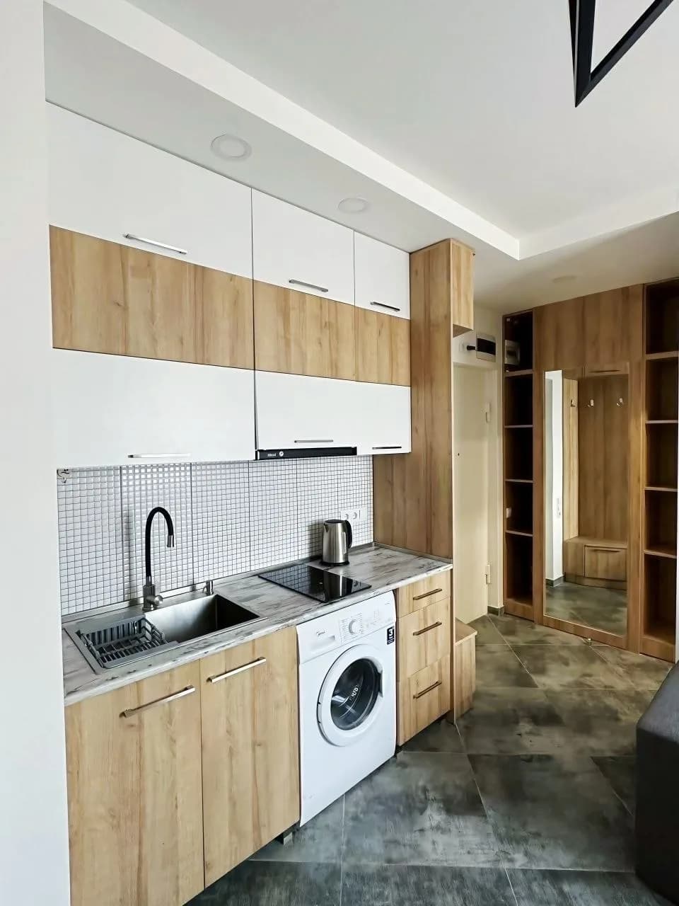 Квартира 1+1 в Батуми · Центр · 45 м² — Фото 3