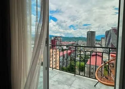 Квартира 1+1 в Батуми · Центр · 45 м²