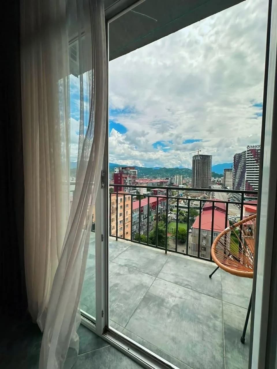 Квартира 1+1 в Батуми · Центр · 45 м² — Фото 9