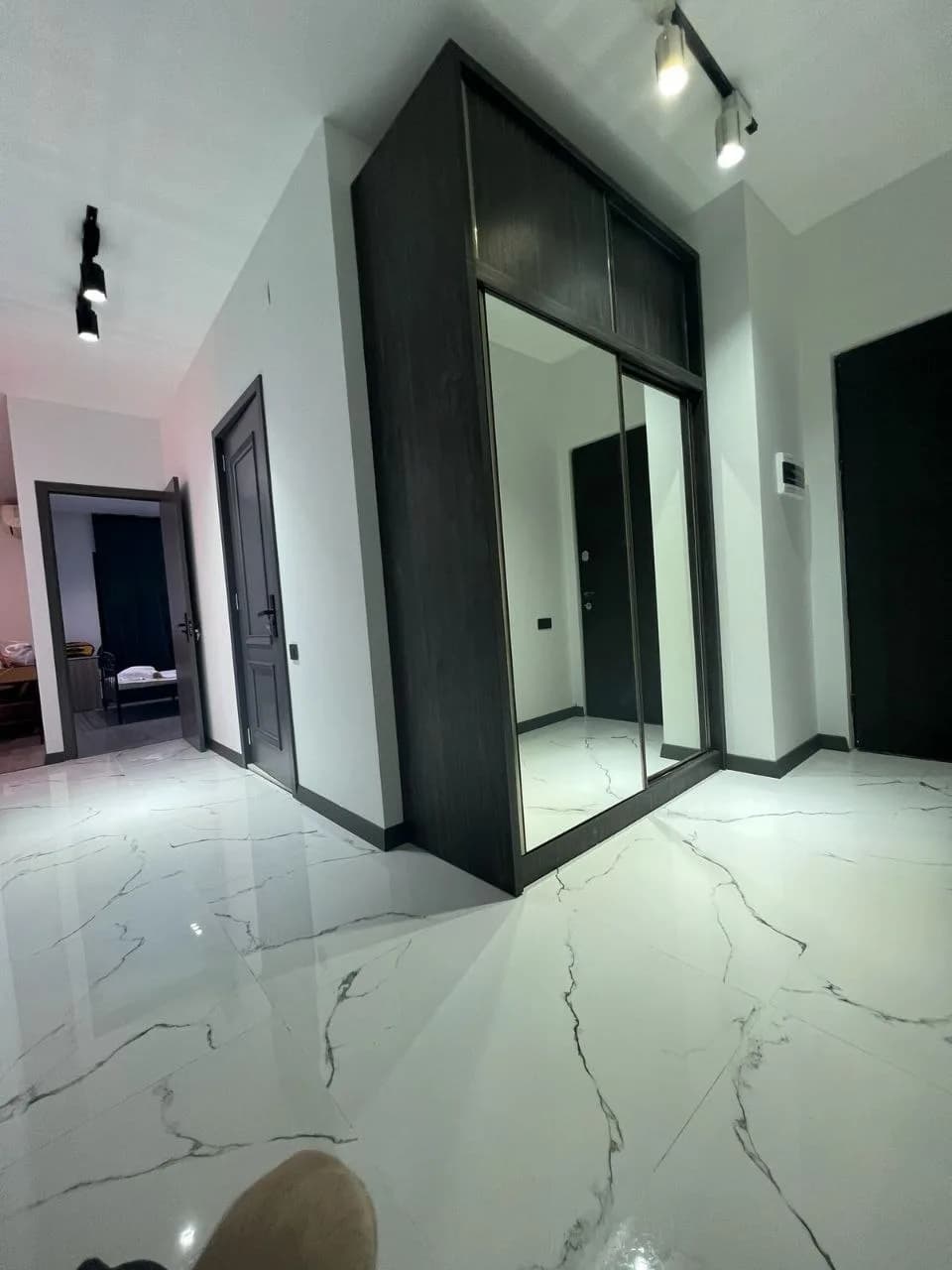 Квартира 2+1 в Батуми · Центр · 80 м² — Фото 4