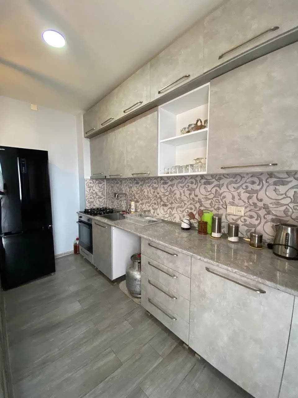 Квартира 2+1 в Батуми · Центр · 78 м² — Фото 2