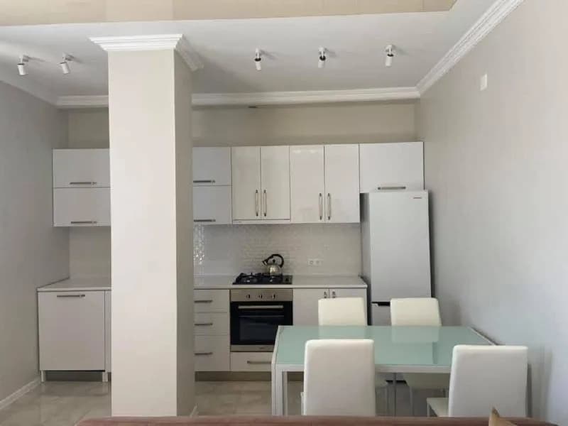 Квартира 2+1 в Батуми · Центр · 70 м² — Фото 3
