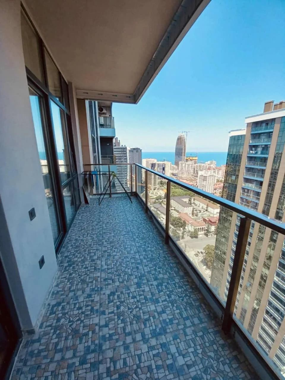 Квартира 1+1 в Батуми · Центр · 60 м² — Фото 5