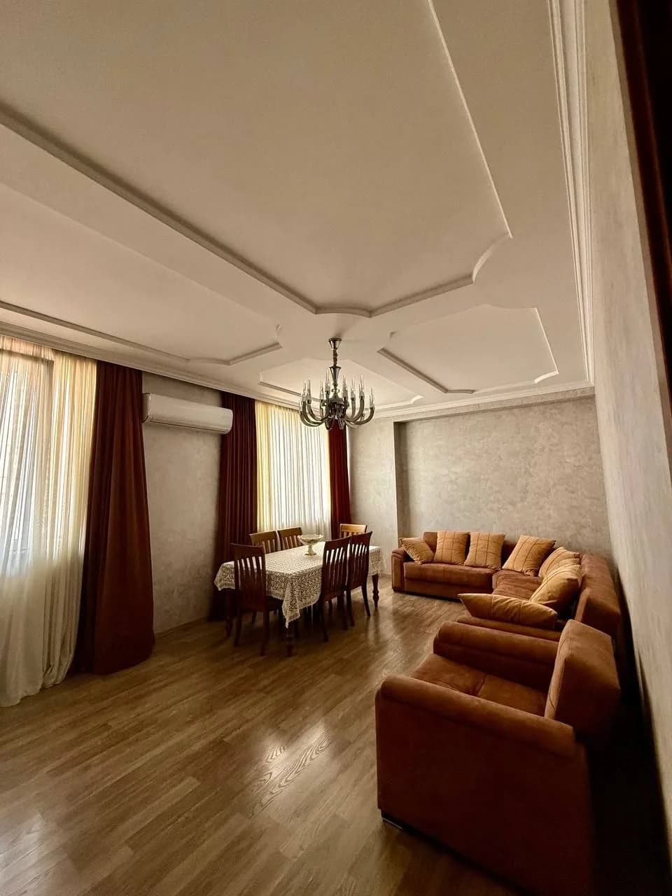 Квартира 3+1 в Батуми · Центр · 140 м² — Фото 1