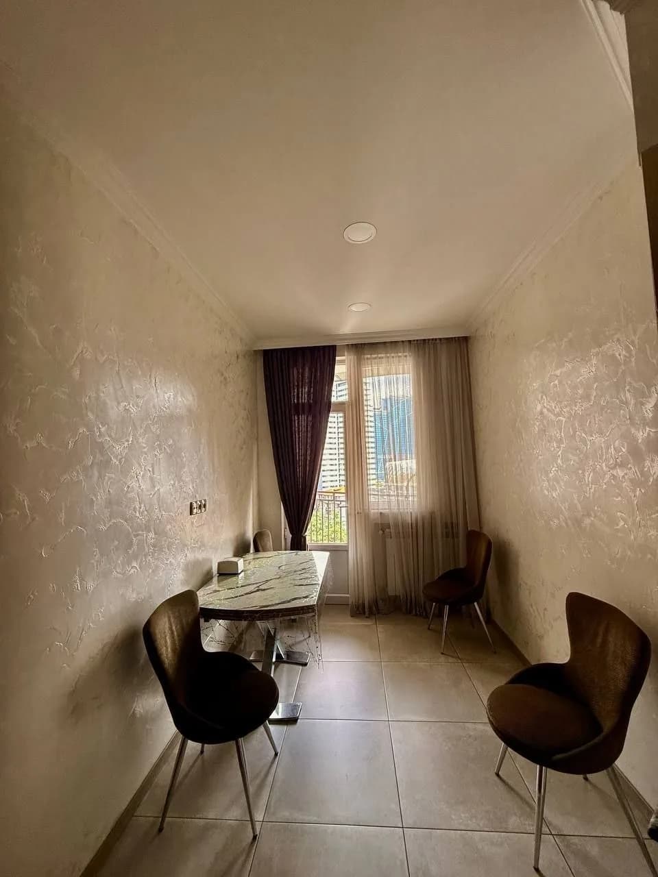 Квартира 3+1 в Батуми · Центр · 140 м² — Фото 3