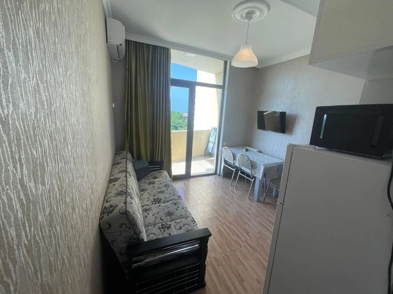 Квартира 1+1 в Батуми · 35 м² — Фото 1
