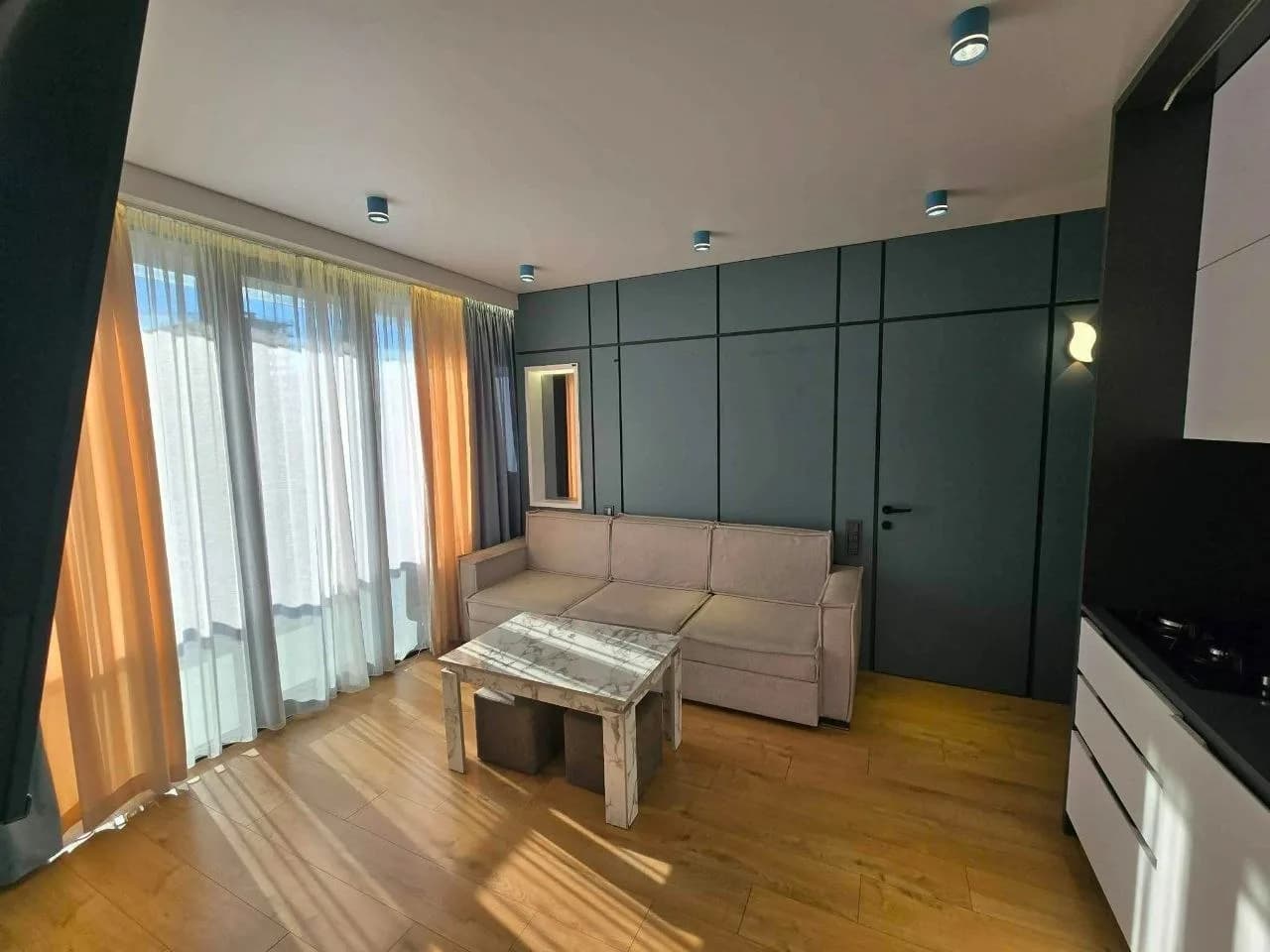Квартира 1+1 в Батуми · Центр · 45 м² — Фото 4