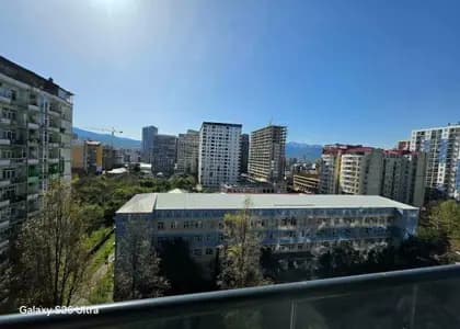 Квартира 1+1 в Батуми · Центр · 45 м²