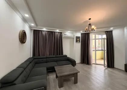 Квартира 2+1 в Батуми · Центр · 100 м²
