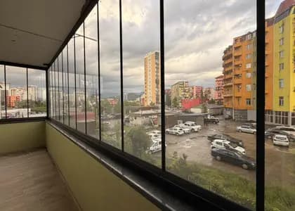 Квартира 2+1 в Батуми · Центр · 100 м²
