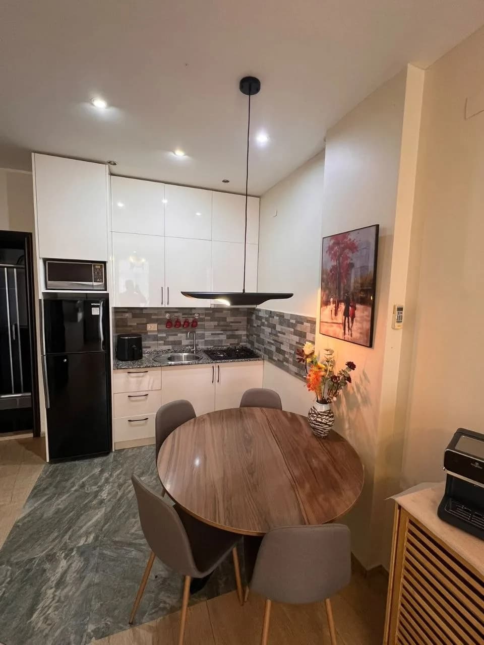 Квартира 2+1 в Батуми · Центр · 60 м² — Фото 4