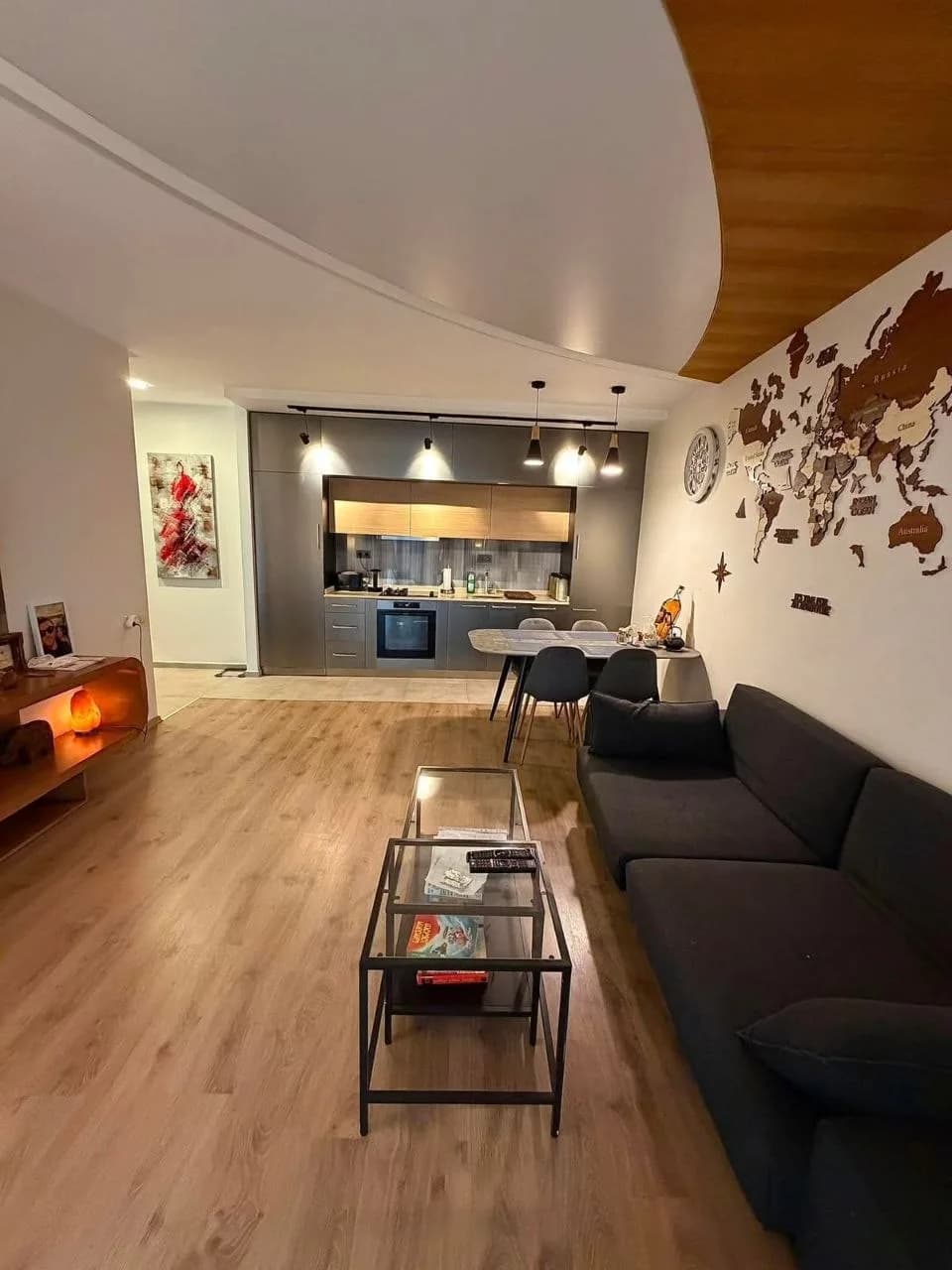 Квартира 1+1 в Батуми · 65 м² — Фото 1