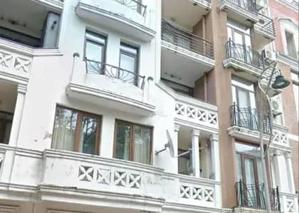 Квартира 1+1 в Батуми · 65 м²