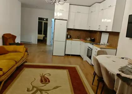 Квартира в Батуми · Центр · 82 м²