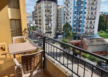 Квартира в Батуми · Центр · 82 м²