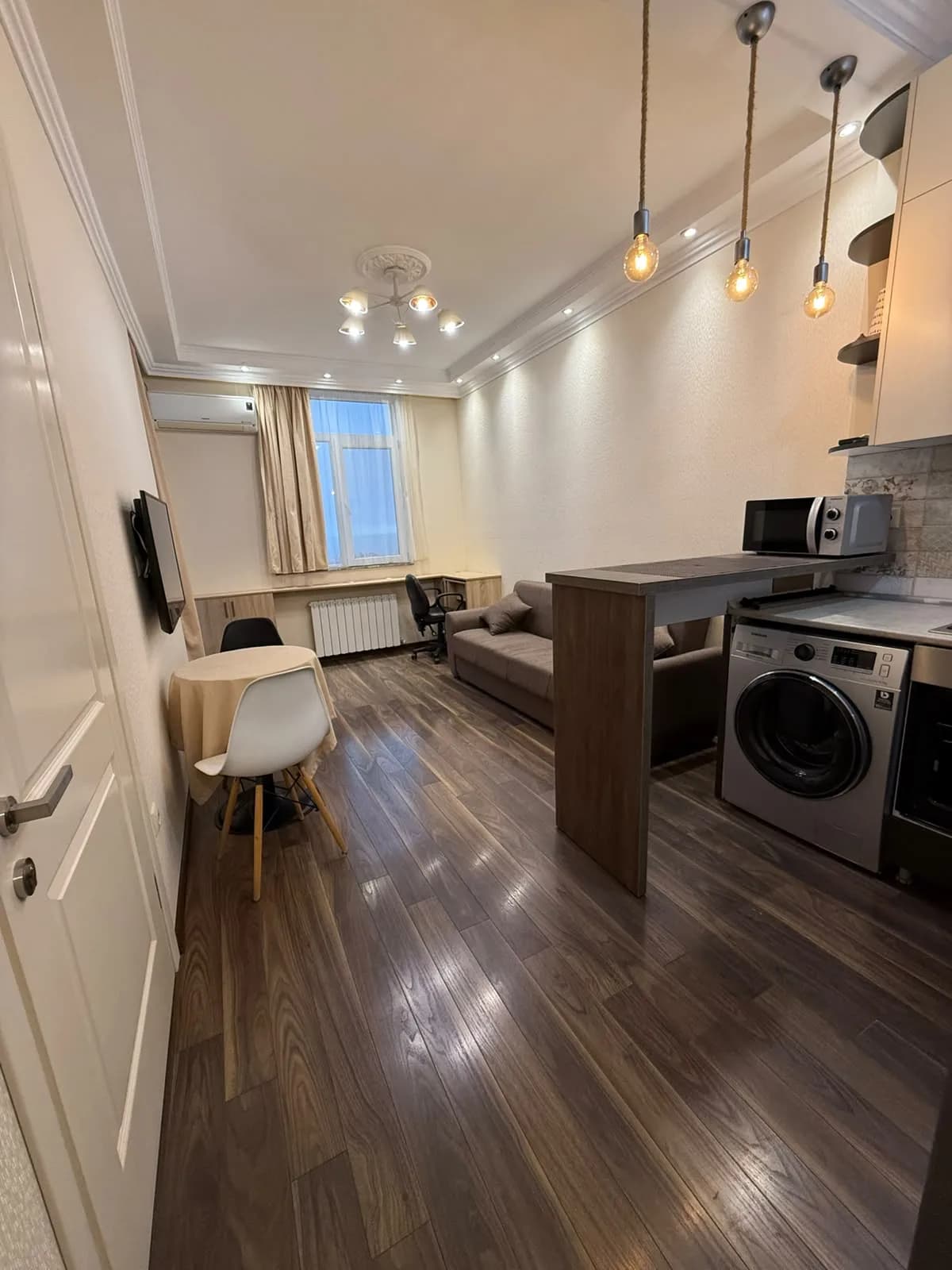Квартира 1+1 в Батуми · Центр · 41 м² — Фото 2
