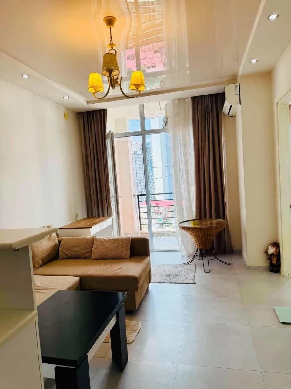 Квартира 2+1 в Батуми · Центр · 60 м² — Фото 1