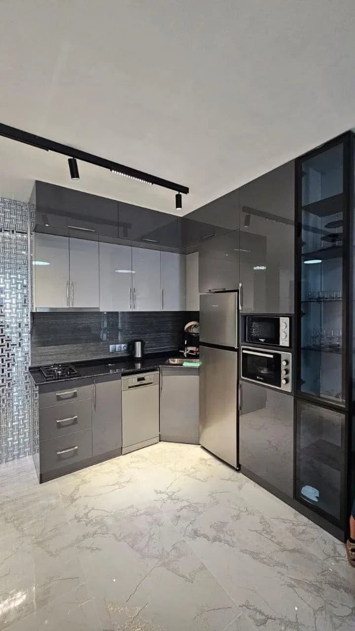 Квартира 2+1 в Батуми · Центр · 60 м² — Фото 2