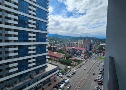 Квартира 2+1 в Батуми · Центр · 60 м²