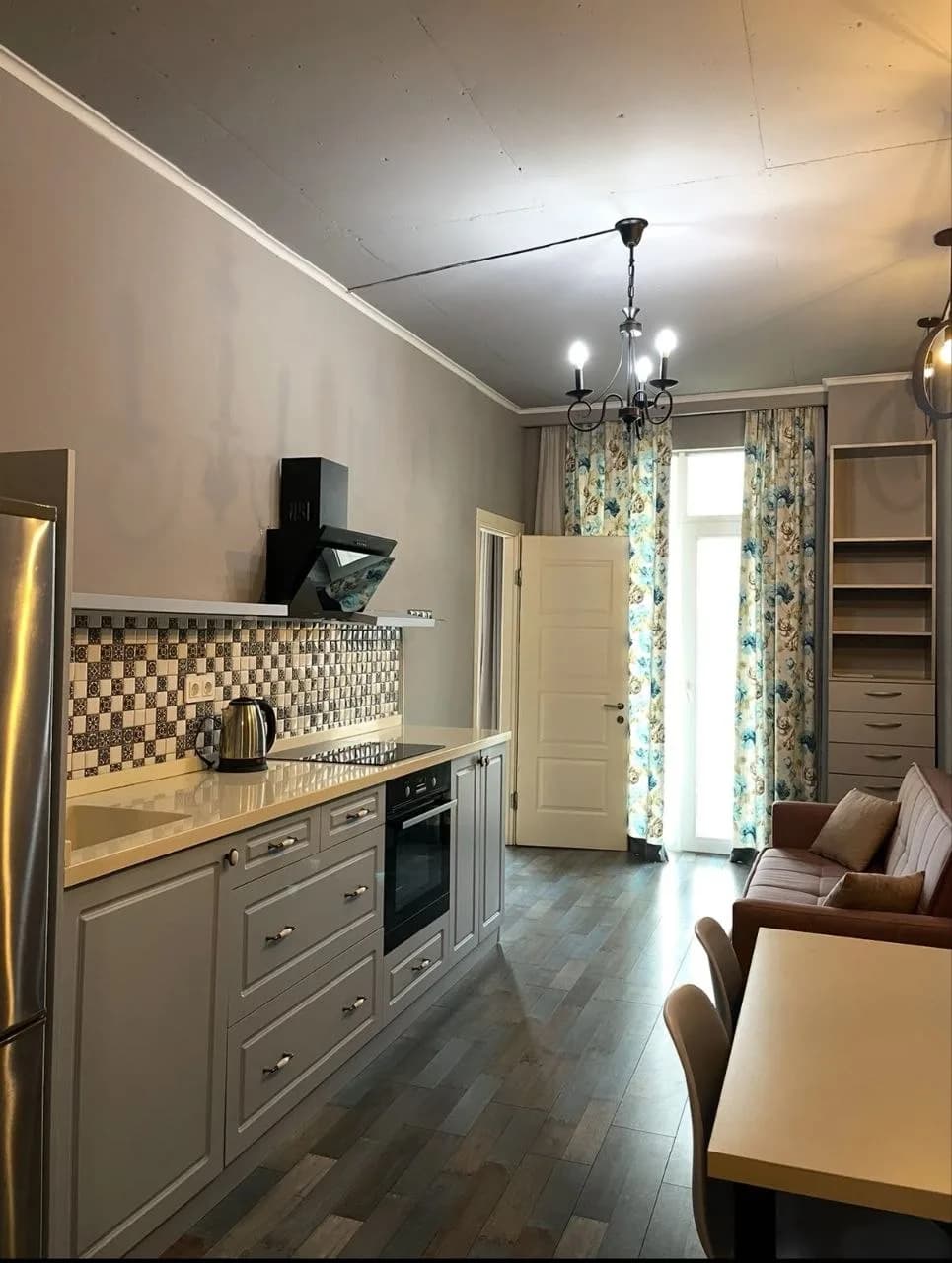 Квартира 1+1 в Батуми · Новый бульвар · 45 м² — Фото 1