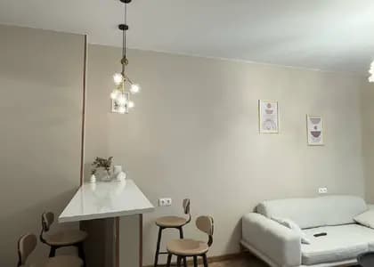 Квартира 2+1 в Батуми · Центр · 58 м²