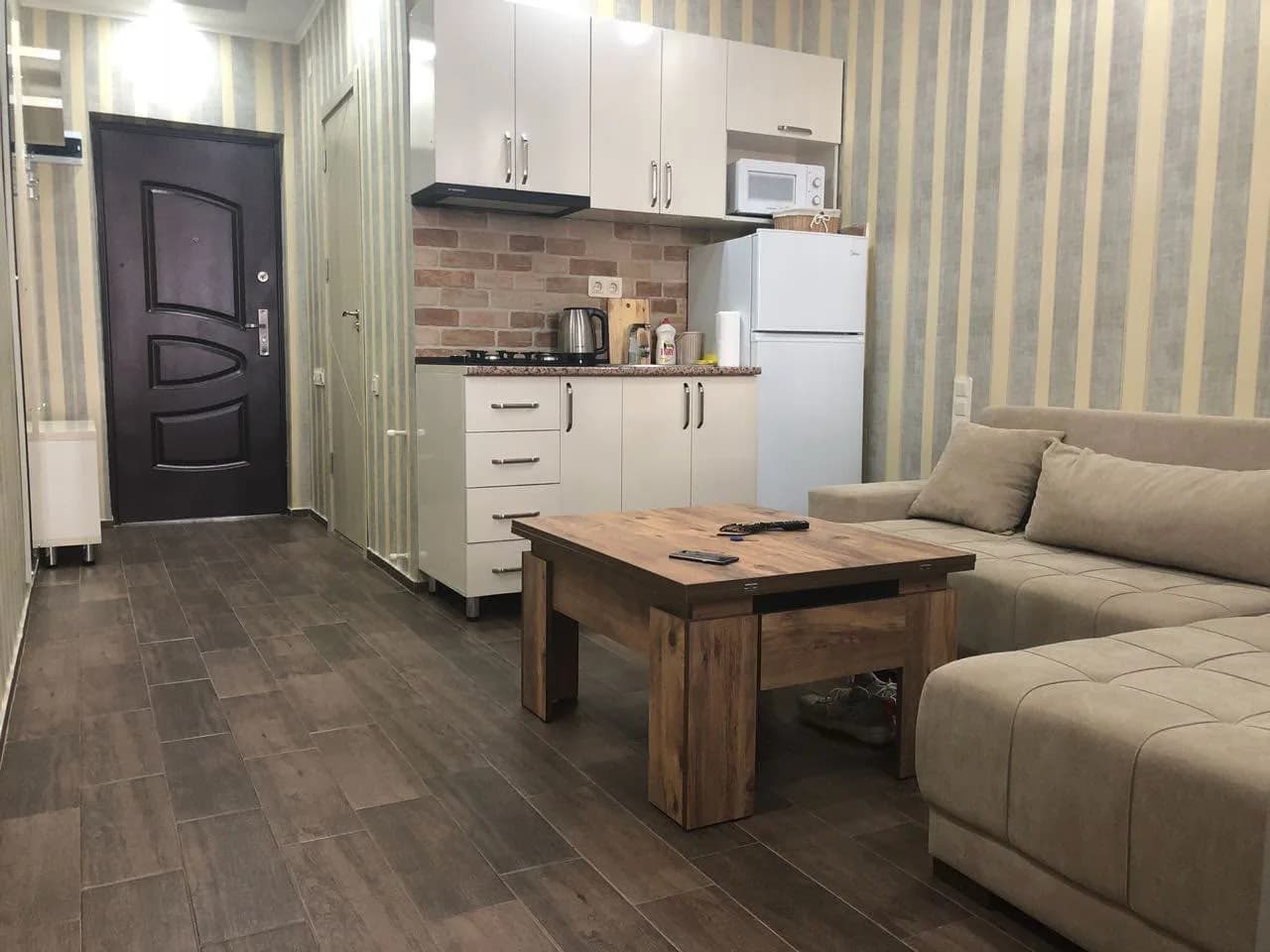 Студия в Батуми · 33 м² — Фото 1