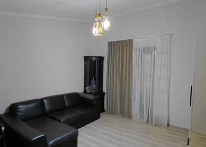 Квартира 1+2 в Батуми · Центр · 80 м²