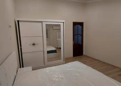 Квартира 1+2 в Батуми · Центр · 80 м²