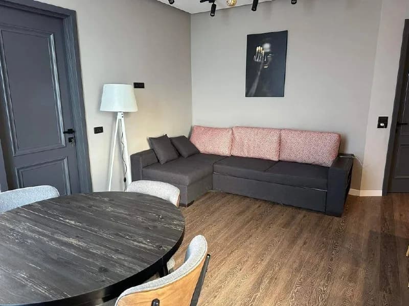 Квартира 2+1 в Батуми · Центр · 68 м² — Фото 2