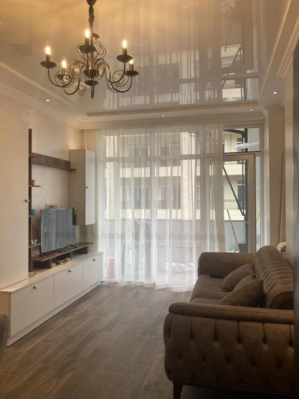 Квартира 2+1 в Батуми · Центр · 80 м² — Фото 2