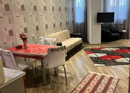 Квартира 1+1 в Батуми · Центр · 60 м²