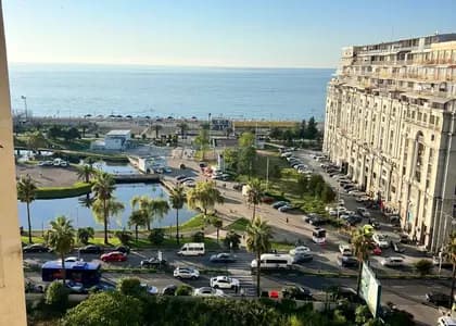Квартира 1+1 в Батуми · Центр · 60 м²