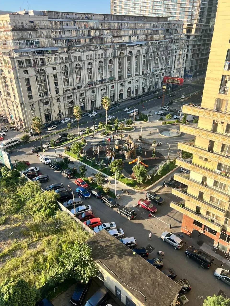 Квартира 1+1 в Батуми · Центр · 60 м² — Фото 10