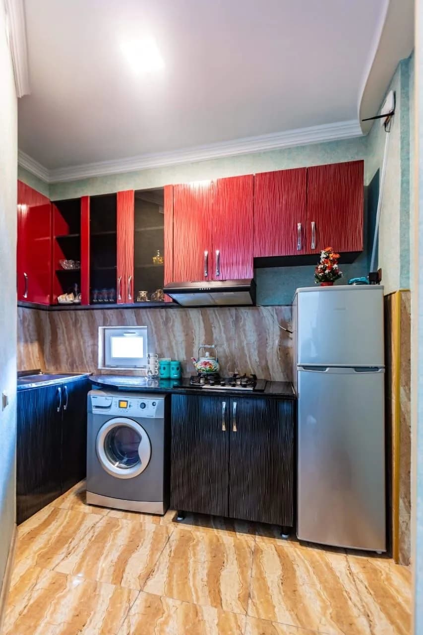 Квартира 1+1 в Батуми · Центр · 53 м² — Фото 4