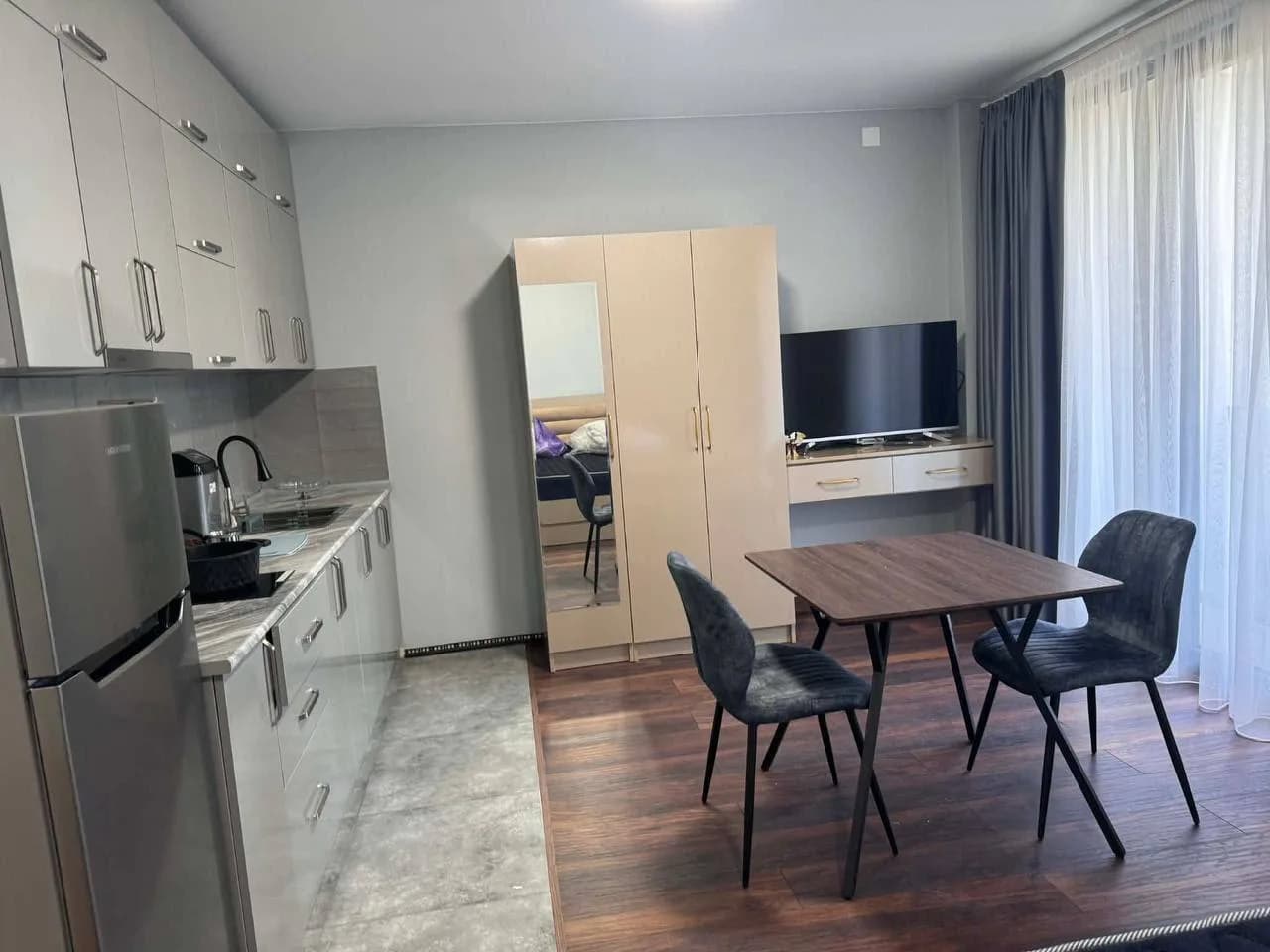 Студия в Батуми · Центр · 30 м² — Фото 3
