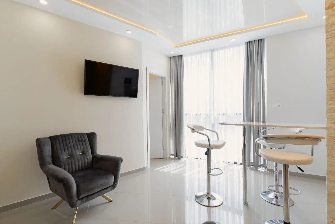 Квартира 1+1 в Батуми · 45 м² — Фото 1