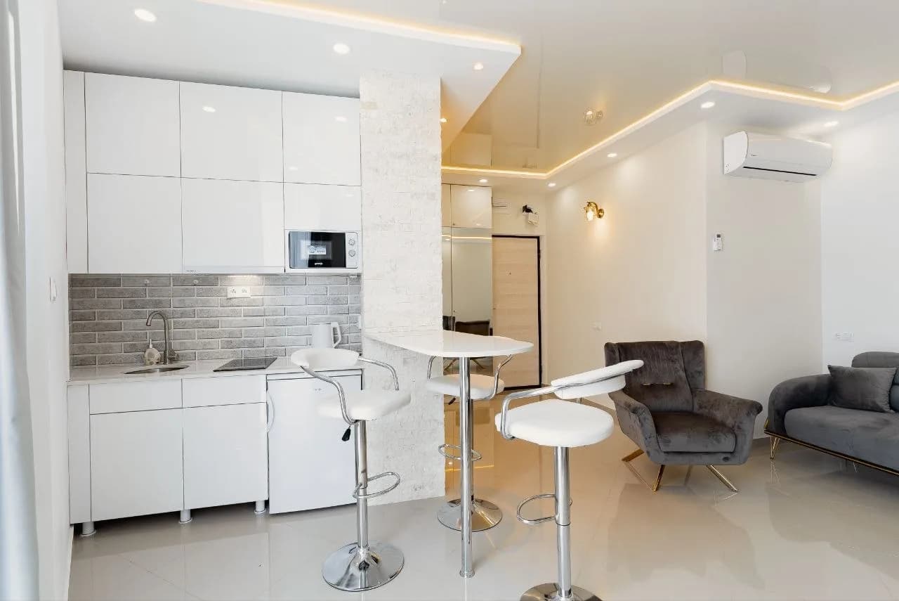 Квартира 1+1 в Батуми · 45 м² — Фото 2