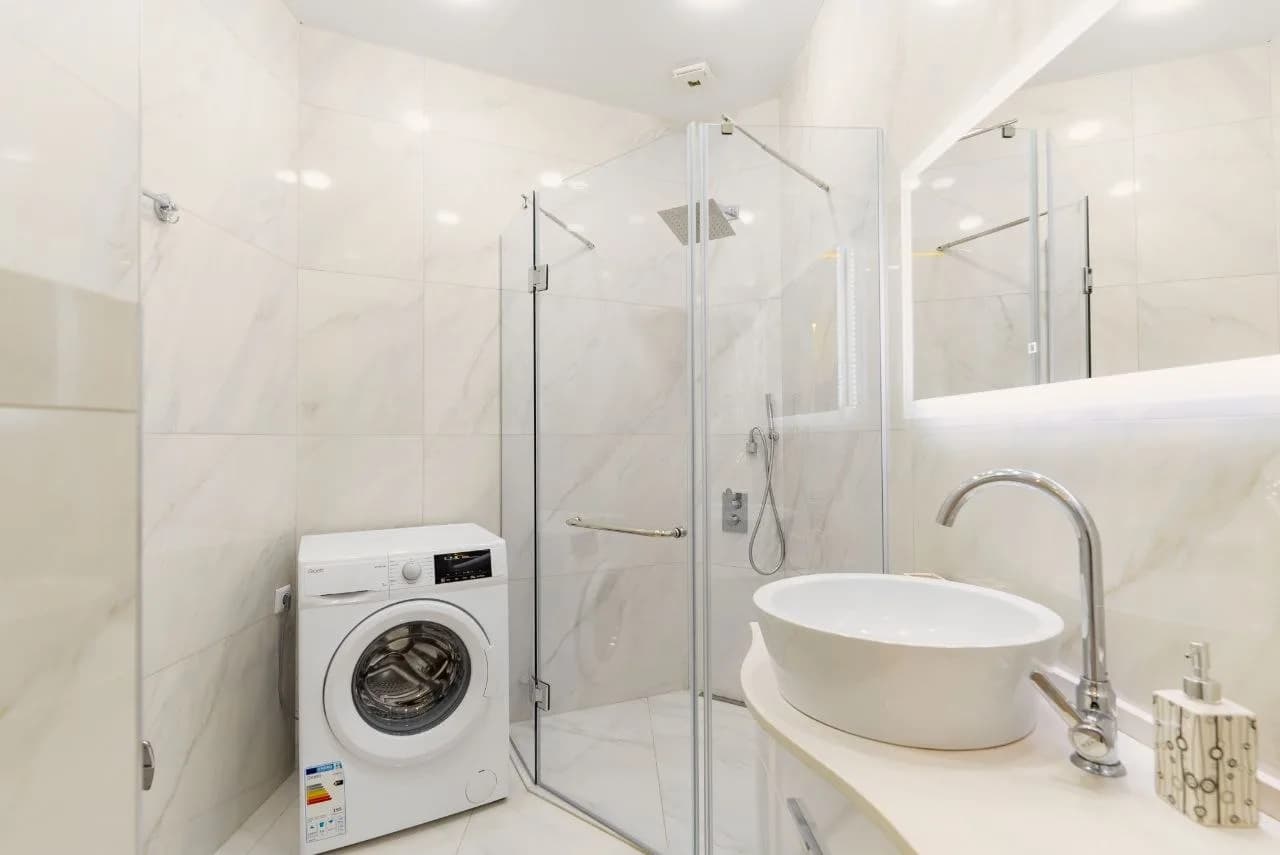 Квартира 1+1 в Батуми · 45 м² — Фото 8