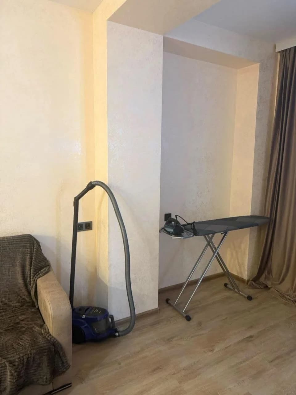 Квартира 1+1 в Батуми · Центр · 56 м² — Фото 2