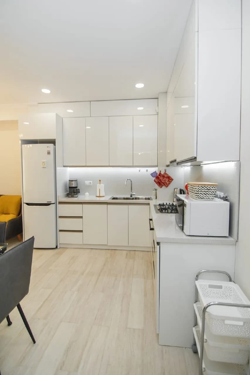 Квартира 2+1 в Батуми · Центр · 75 м² — Фото 4